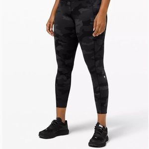 Lululemon NWT Fast and Free HR Crop 23” Size 0